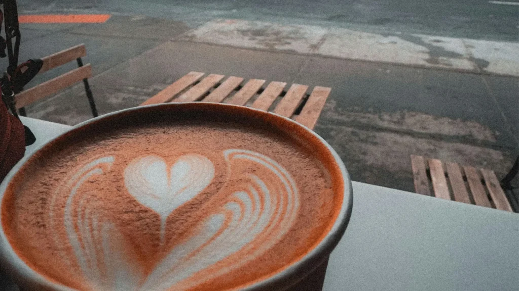 coffee cup with heart foam